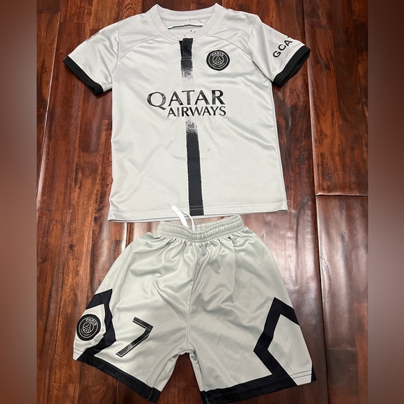 PSG Mbappe Kids Soccer Kit (Jersey and Shorts)- Size. Small - Picture 2 of 5